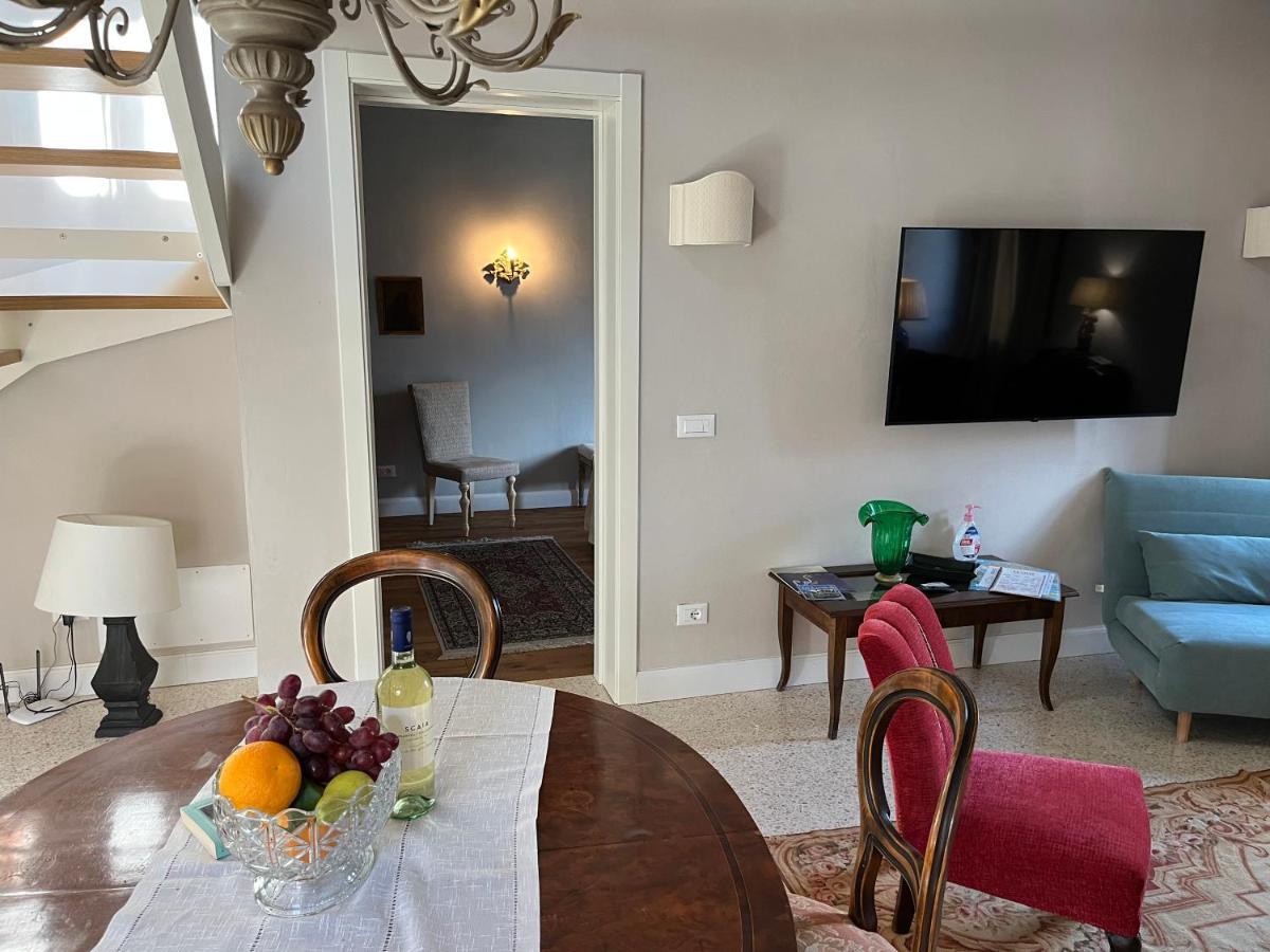 Сasa de vacaciones Palazzo Veneziano Direct At The Canal With Roof Terrace *