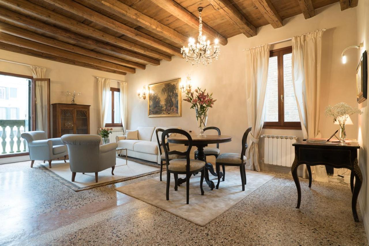 Palazzo Veneziano Direct At The Canal With Roof Terrace Dom wakacyjny Wenecja