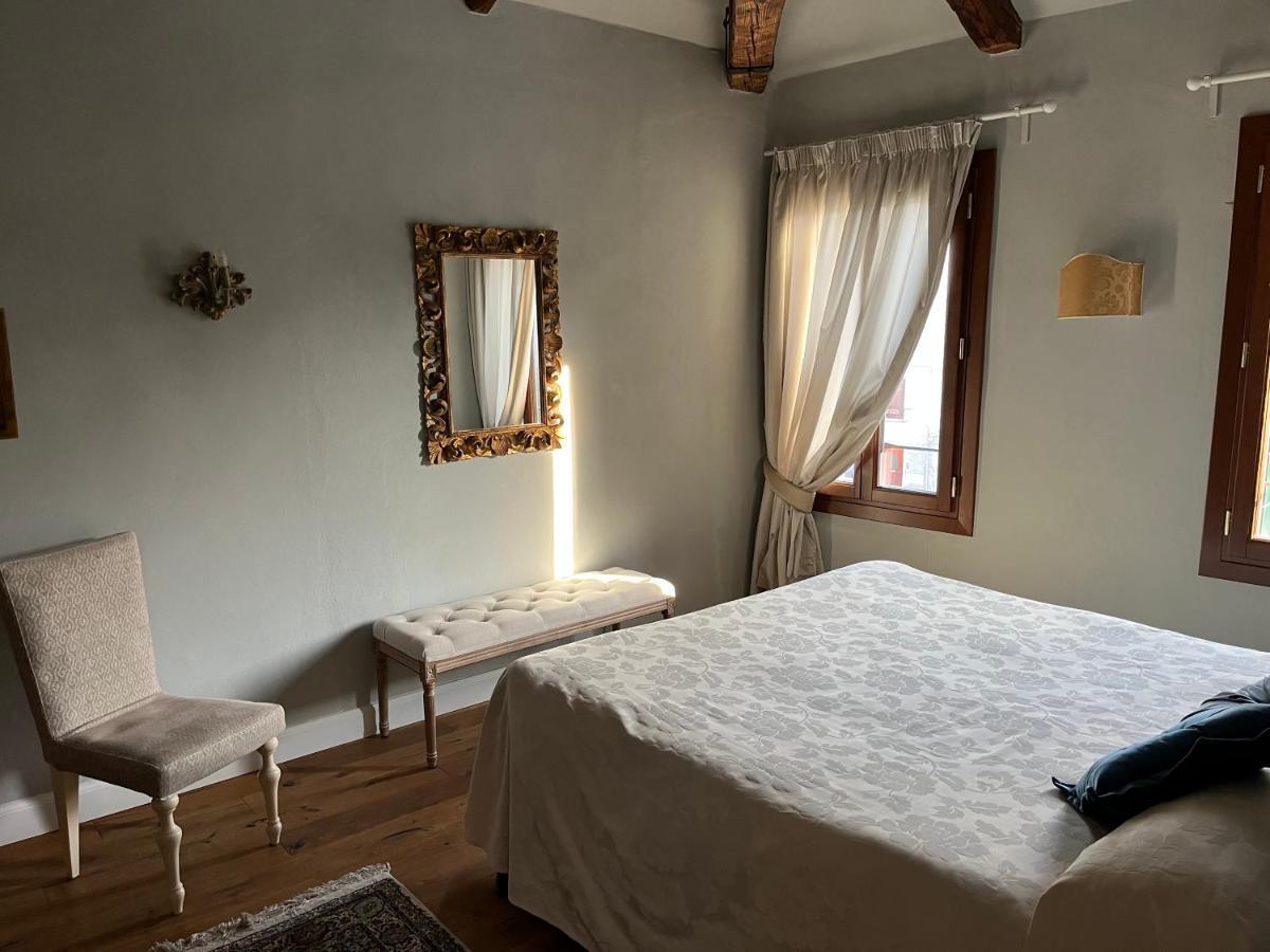 Palazzo Veneziano Direct At The Canal With Roof Terrace Dom wakacyjny